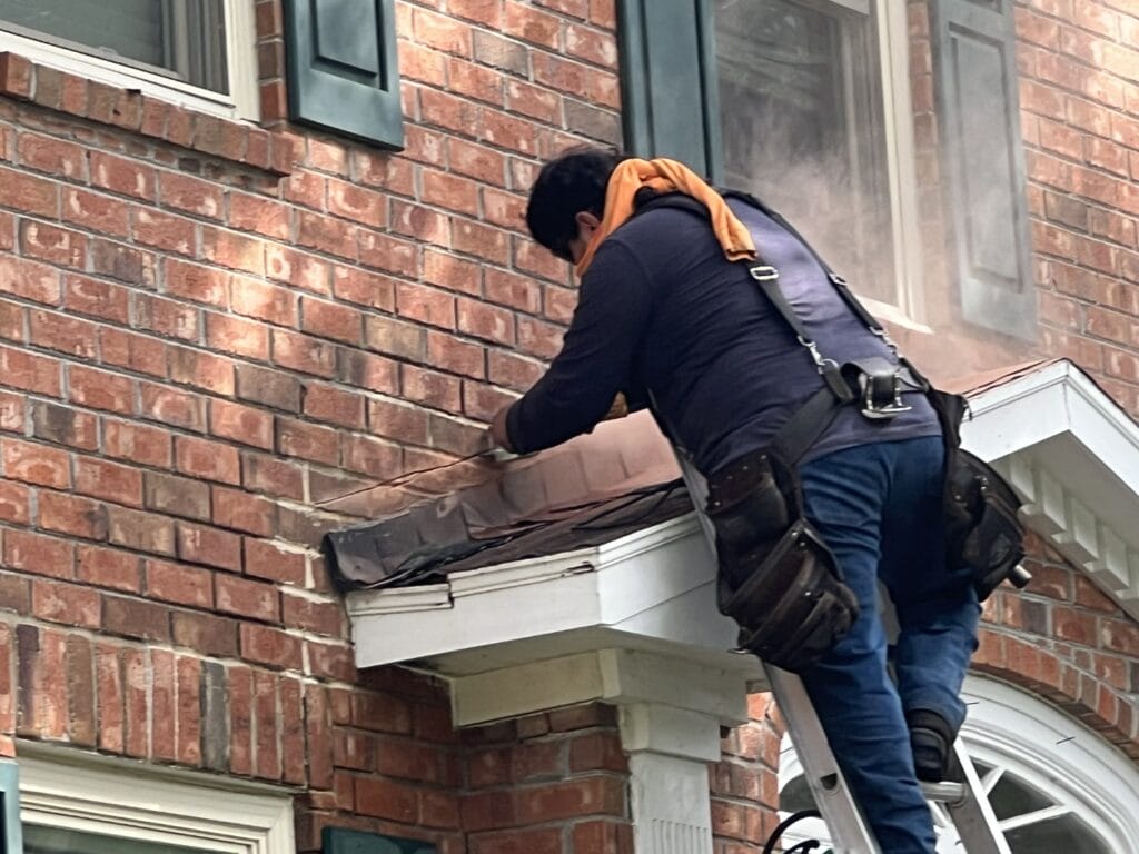 Re-roofing and Exterior Updates in Goose Creek's College Park Area