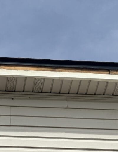 A Siding and Gutter Refresh in Travelers Rest