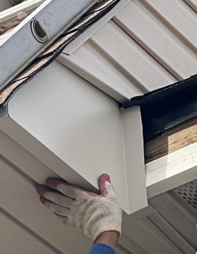 A Siding and Gutter Refresh in Travelers Rest